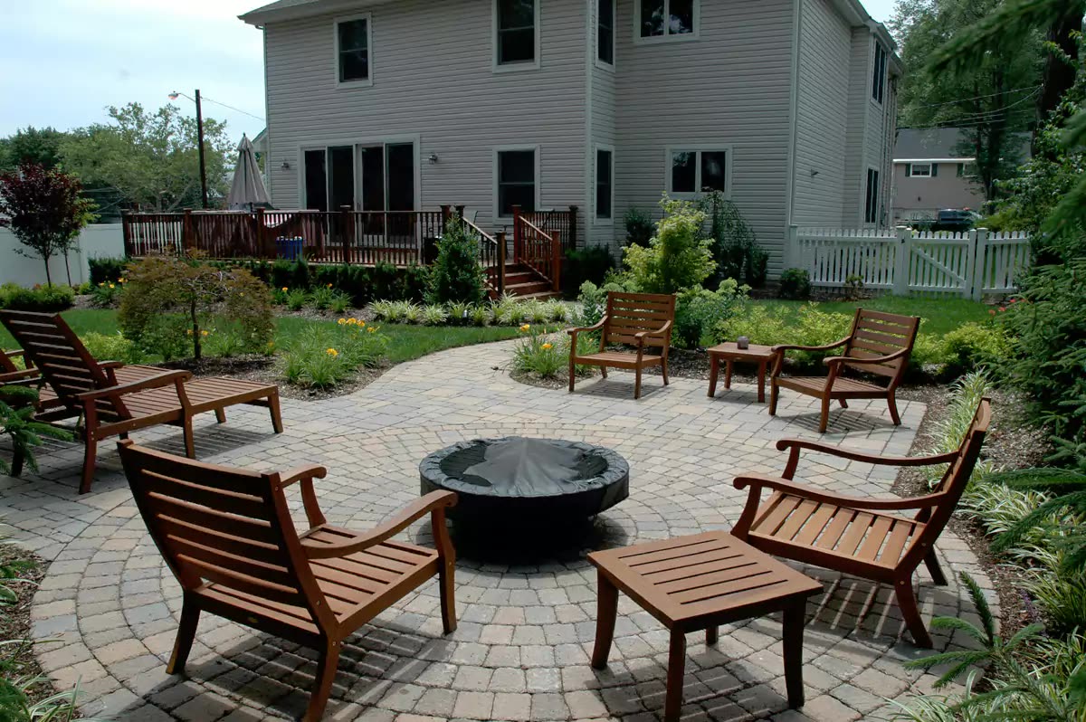 Terracare Landscaping fire pit and built-in grill installation for an outdoor entertaining area in Northern New Jersey