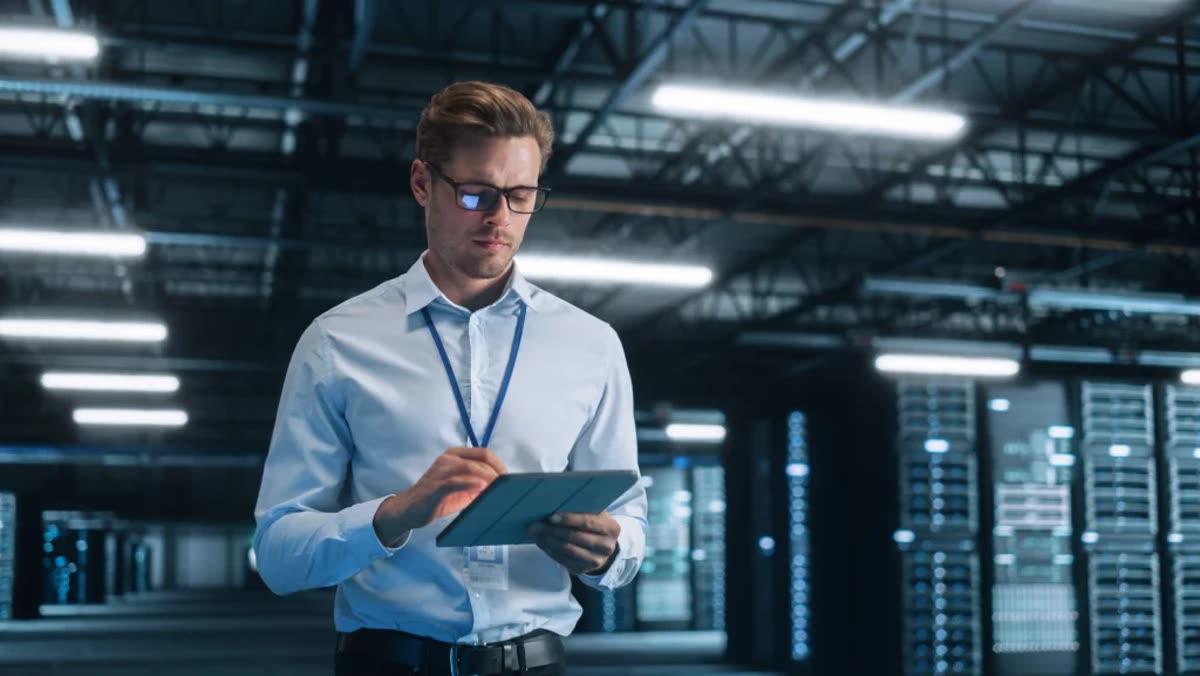 IT professionals managing business technology systems at Olmec Systems NJ
